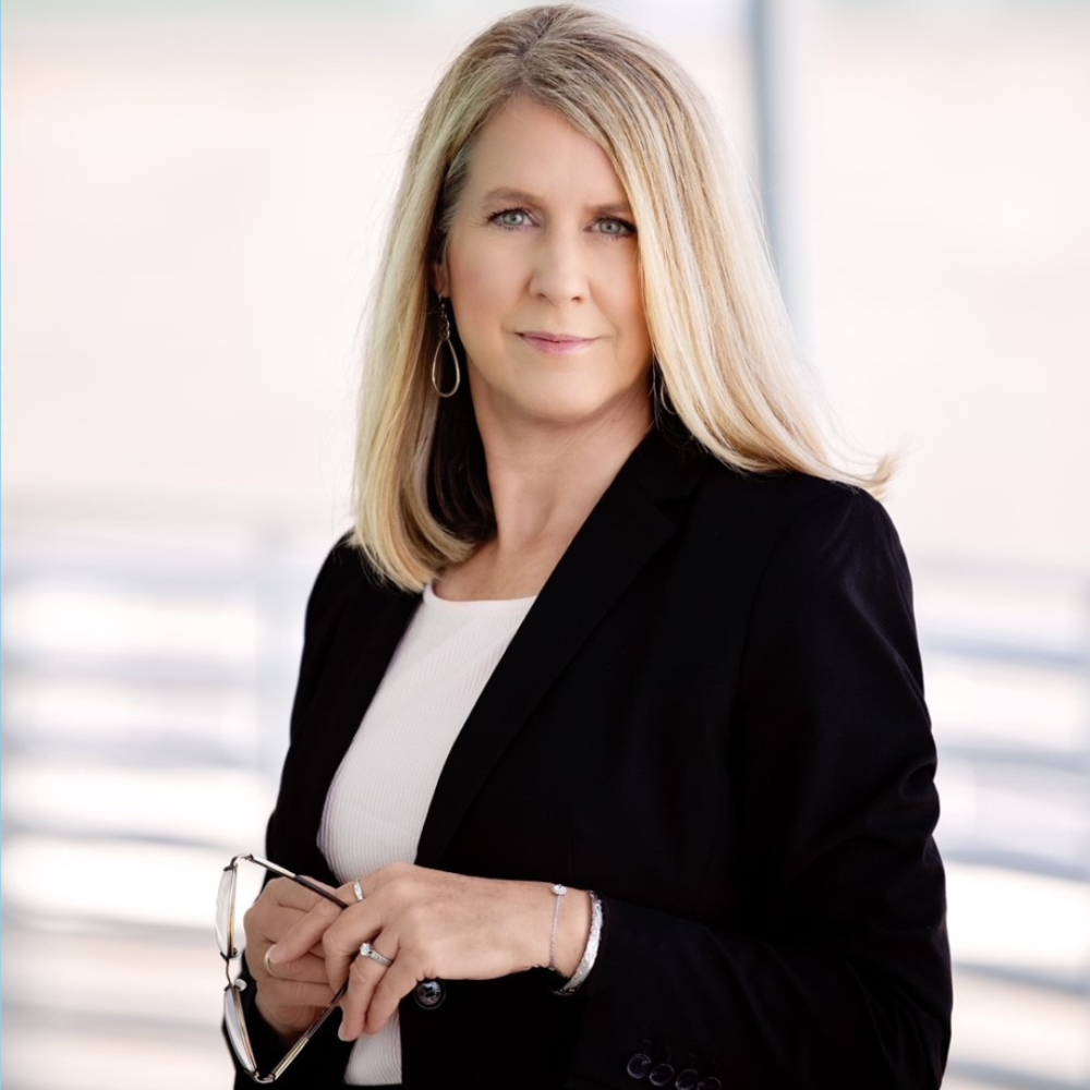 President/CEO - Viktoria Earle